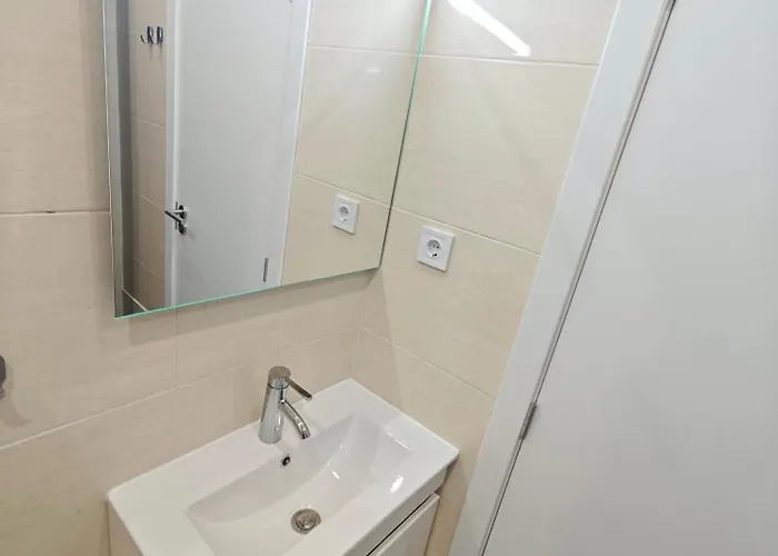 Apartment T1 - Miramar 3p