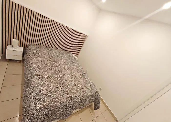 T1 - Miramar 3p Apartment *